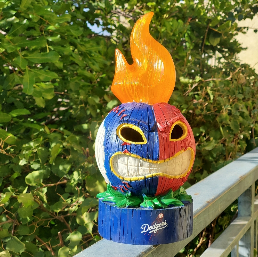 Lamp - Picture 2 of 4